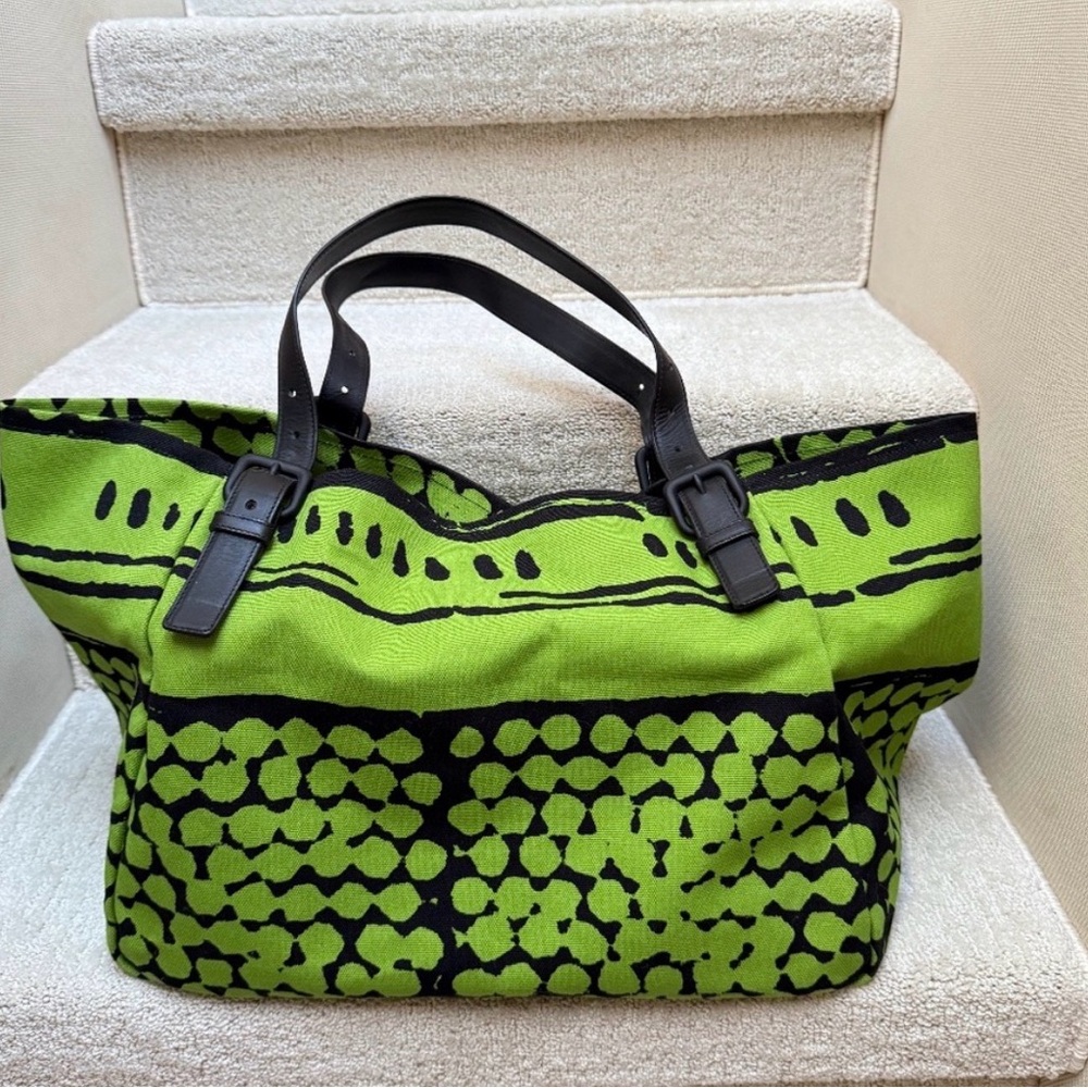 Bottega Stylish Green and Black Tote Bag